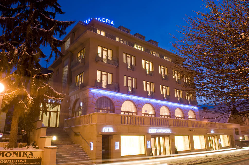 Alexandria Spa&Wellness Hotel Luhačovice Exterior foto